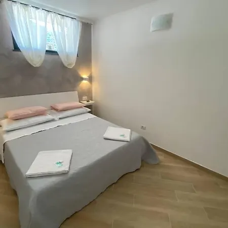 公寓 Nonna Rosa House 拉维罗